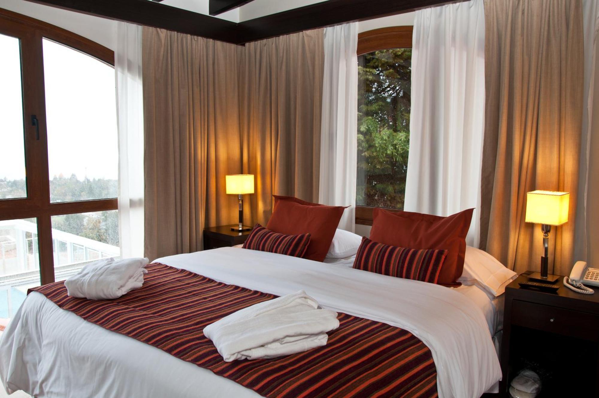 Monasterio Hotel Boutique San Carlos de Bariloche Dış mekan fotoğraf