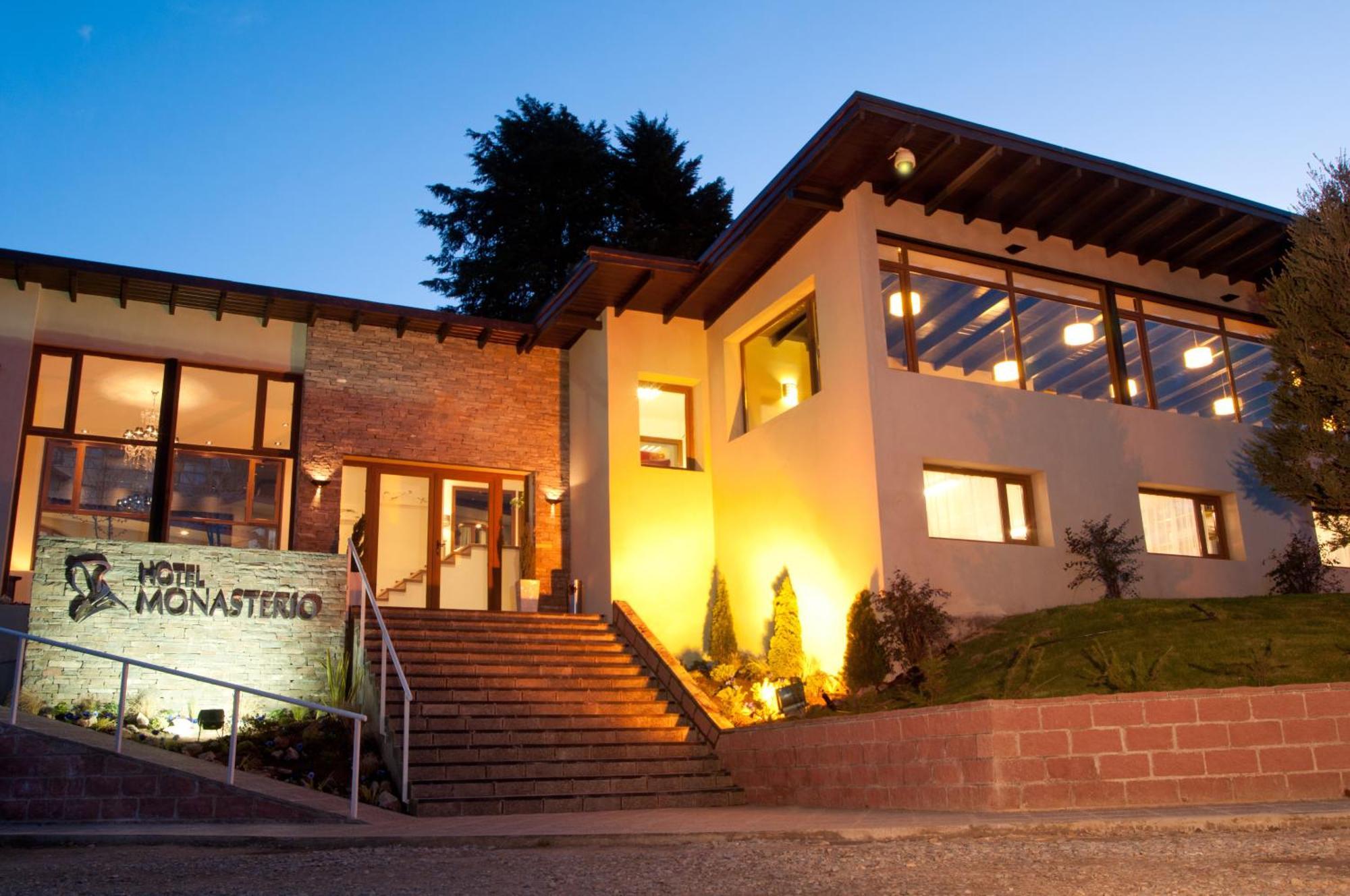 Monasterio Hotel Boutique San Carlos de Bariloche Dış mekan fotoğraf