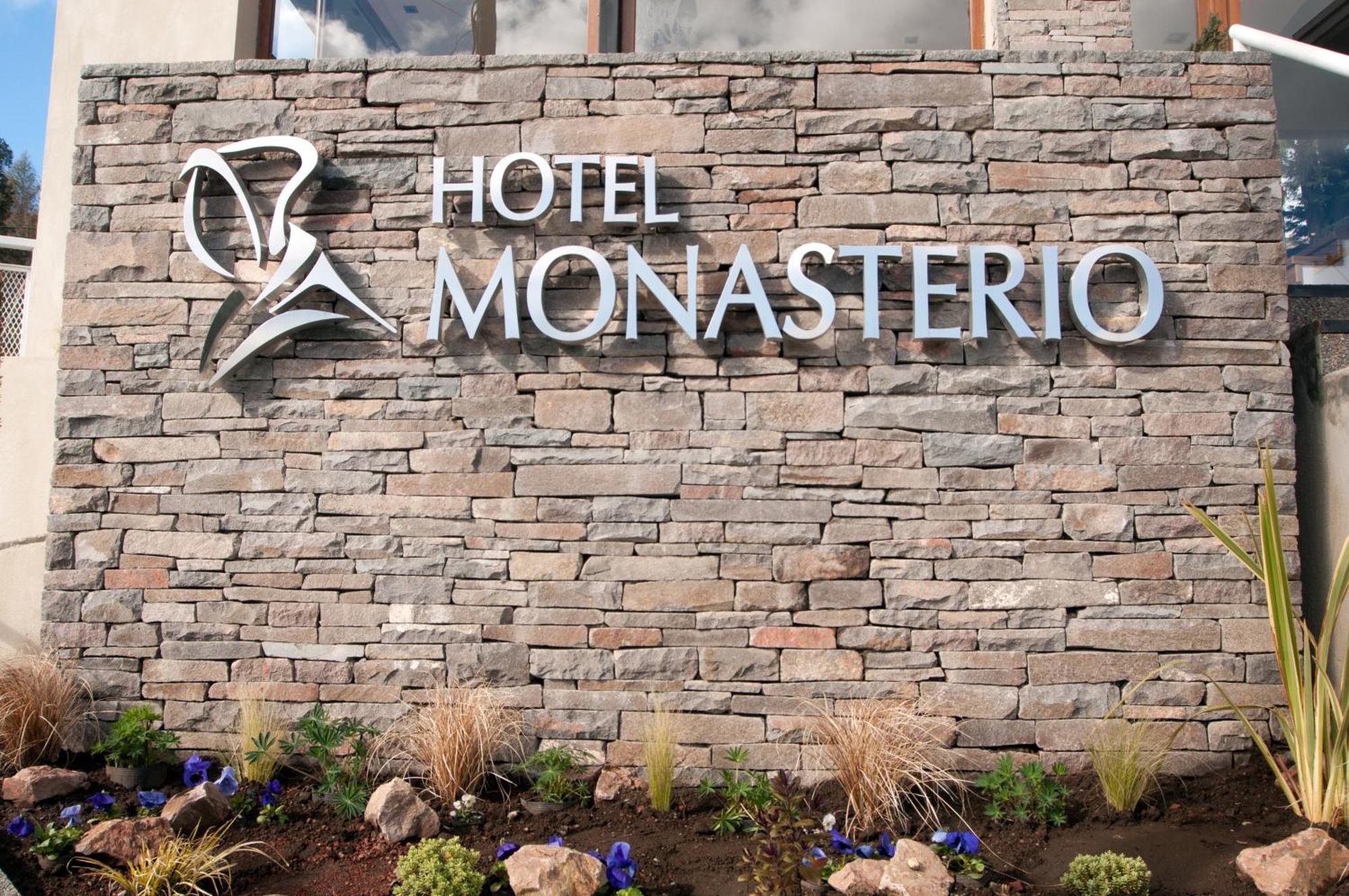 Monasterio Hotel Boutique San Carlos de Bariloche Dış mekan fotoğraf